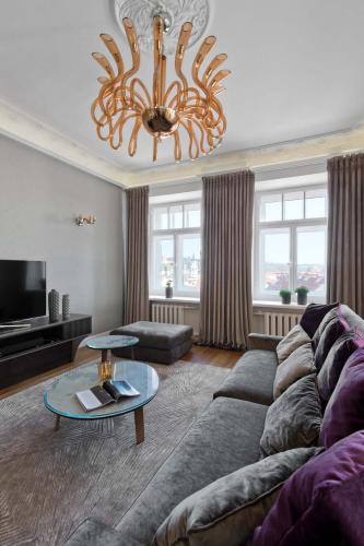 project page slide-16